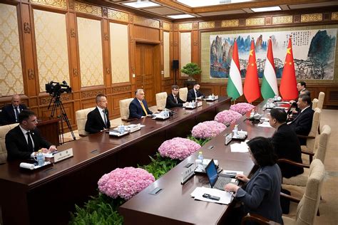 Ungarns Ministerpräsident Orban überraschend in China Abendzeitung