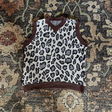 Mens Cheetah Leopard Print Sweater Vest Size Large Depop