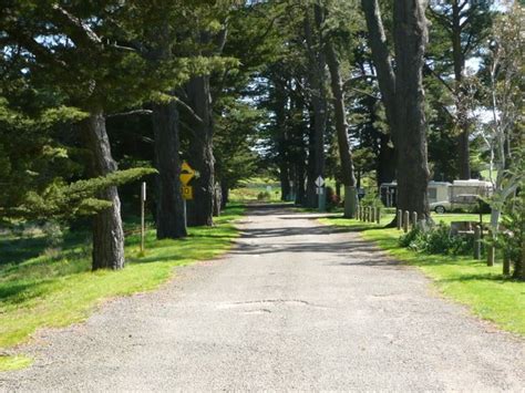 Lake Learmonth Caravan Park Learmonth Paved Roads In Park