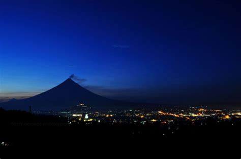 Pinoy-Culture ~ A Filipino Cultural & History Blog | Mayon Volcano at ...