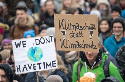 Freiburg Tausende Schüler demonstrieren gegen Klimapolitik Baden