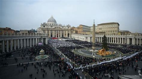 Benedicto XVI 3 razones por las que su funeral fue inédito para un Papa