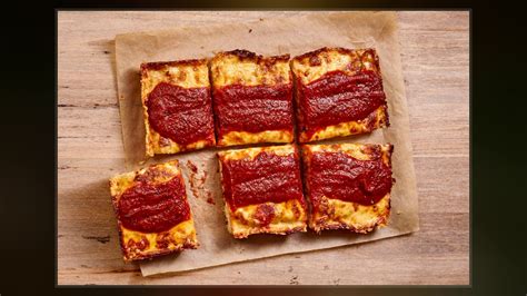 Detroit Style Pizza Youtube