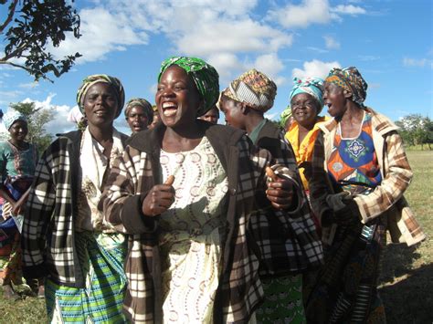 Provide long-term livings for 300 women in Malawi - GlobalGiving