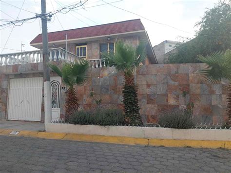 venta Casa en Bosques de Aragón Nezahualcóyotl 01 icasas mx