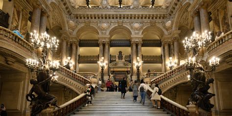 Et Si Vous Passiez Une Nuit L Op Ra Garnier Pour Euros