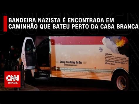 Bandeira Nazista Encontrada Em Caminh O Que Bateu Contra Barreira Da