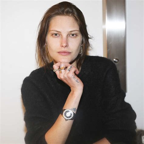 Catherine Mcneil Hands Naked Onlyfans