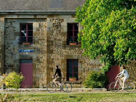 De Sluizen Van H D Bazouges En Het Canal Dille Et Rance Tourisme