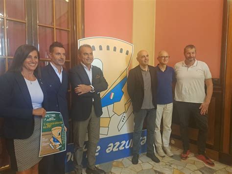 Tutto Pronto Per La Notte Azzurra Al Via La Festa Dedicata Allo Sport