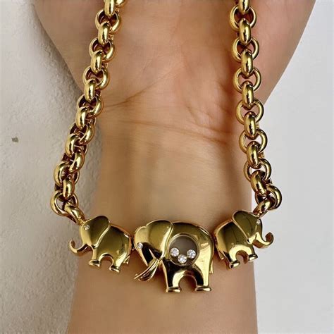 Chopard Happy Diamonds 18k Gold Elephant Pendant Neck Gem