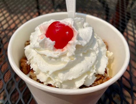 Its National Hot Fudge Sundae Day Where To Get The Best Sundaes In