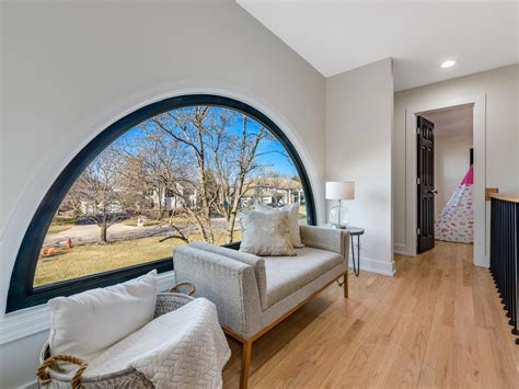 Photo Gallery - Lang Black Vinyl Windows | Lang Exterior Windows and