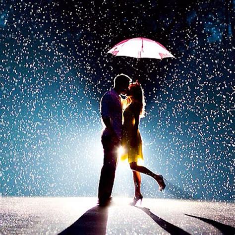 102 Best Kissing In The Rain Images On Pinterest The Kiss Kiss Me