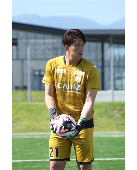 Thespakusatsu Gunma 2024 GK Third Kit