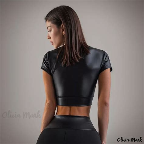 Olivia Mark Estiloso Crop Top De Manga Corta Con Cuello Redondo Y