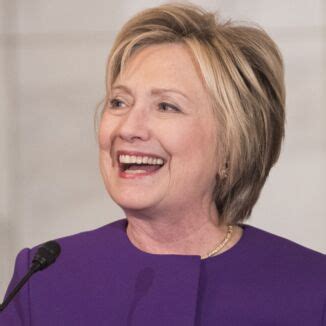 Hillary Clinton réconforte un jeune garçon gay sur Facebook Femme Actuelle Le MAG