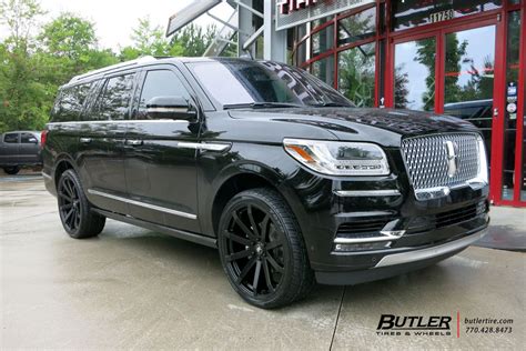 Lincoln Navigator With 24in Black Rhino Traverse Wheels Lincoln