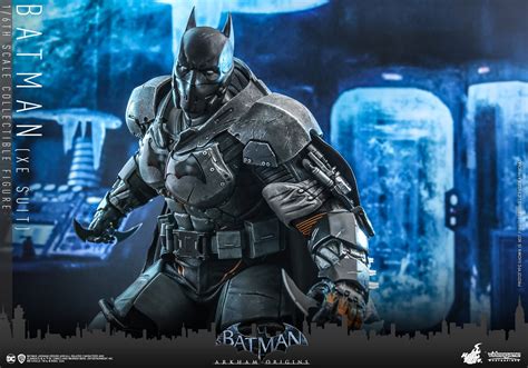 Batman Arkham Origins Xe Suit Deploys Into Gotham With Hot Toys