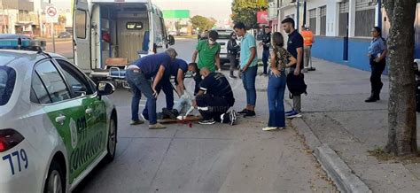 Violento choque entre dos motocicletas dejó dos lesionados