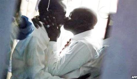Le premier mariage coutumier gay célébré dans lintimité á Libreville Bongo Doit Partir Modwoam