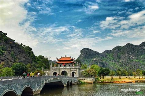 From Ha Noi Hoa Lu Tam Coc Trang An Mua Cave