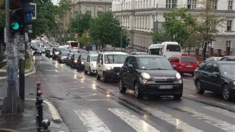 Saobra Ajka U Centru Beogradu Sudarila Se Dva Automobila Blic