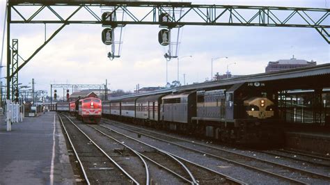 VR BOX044S09 X45 At Spencer Street Station With The Overland