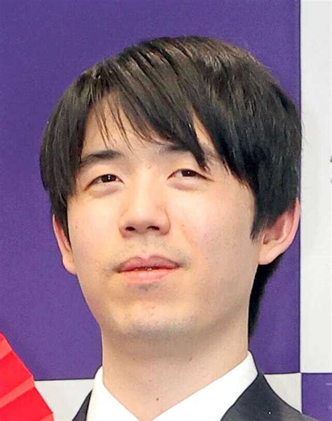 将棋・王将戦第2局スタート 開幕連勝狙う先手・藤井聡太王将は横歩取りau Webポータル芸能ニュース