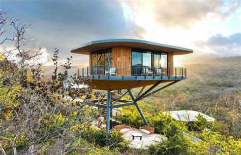 Tiny House Inspired By Tree Houses In Costa Rica