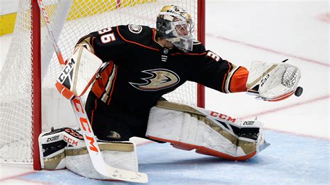 Ducks Gibson Exits With Lower Body Injury Vs Oilers