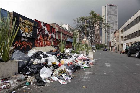 Concejo pide solución por basuras en Bogotá LAUD