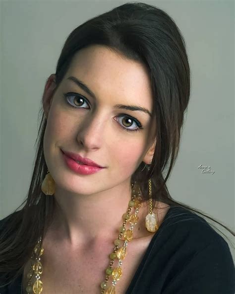 Pin En A Anne Hathaway V