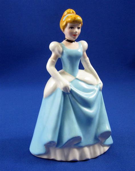 Cinderella Vintage Porcelain Figurine Walt Disney Productions Made In