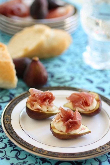 Prosciutto With Figs Mascarpone An Elegant Summer Canape Prociutto Recipes Dinners Prociutto