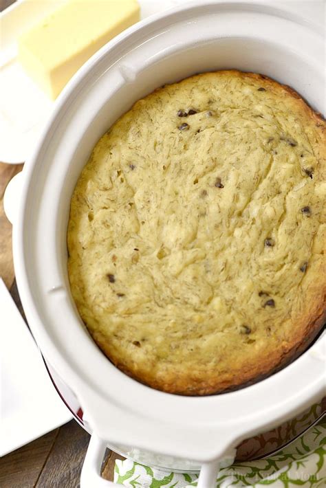 Easy Slow Cooker Banana Bread With Chocolate Chips