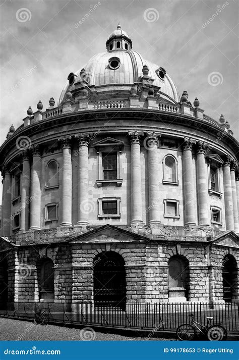 Sheldonian theatre stock image. Image of cycle, bodlian - 99178653