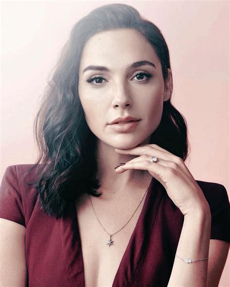 Gal Gadot Official Instagram Account - EvaYewen