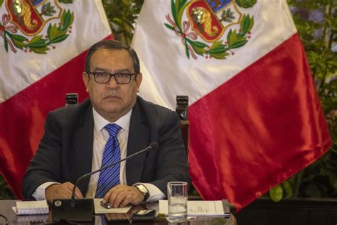 Renuncia Alberto Otárola Primer Ministro De Perú Cuestionado Por Un