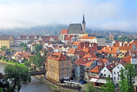 Summer View of Cesky Krumlov Old Town Stock Image - Image of czech, river: 118505299