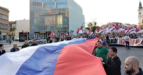 Veriu I Kosov S N Zgjedhje Serb T Protestojn Kund R Marr Veshjes S