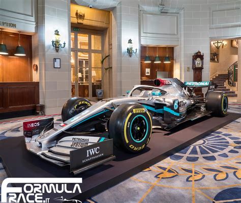 La Mercedes Presenta La Livrea Della Nuova W11 Con Sponsor Ineos