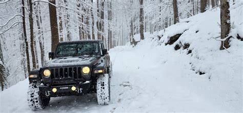 Gladiators Snow Wheeling Post Your Pics Page Jeep Gladiator