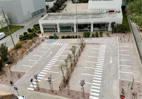 Silla Celebra La Apertura Del Nuevo Aparcamiento Junto Al Centro Carmen