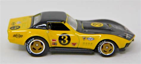 2019 Hot Wheels Yellow 69 Copo Corvette Real Riders Circuit Legends