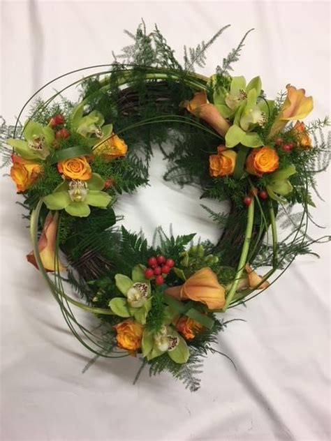 Rustic Wreath Buy Online Or Call 01280 474820