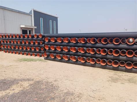 Round 250mm DWC HDPE Pipe For Sewerage Drainage Length 200 300mm At