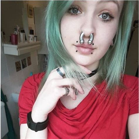 Sua Beleza é Verdadeiramente único E Especial Unique Body Piercings Face Piercings Piercings