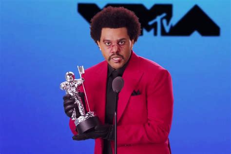 The Weeknd Debuts Plastic Surgery Like Face In New Music Video