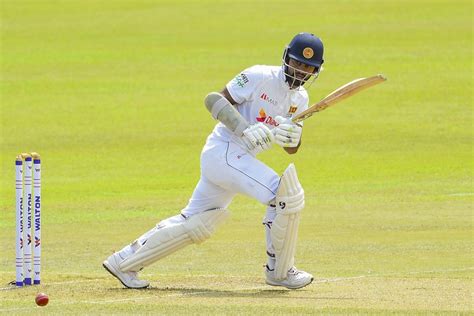 Dimuth Karunaratne ducks under a bouncer | ESPNcricinfo.com